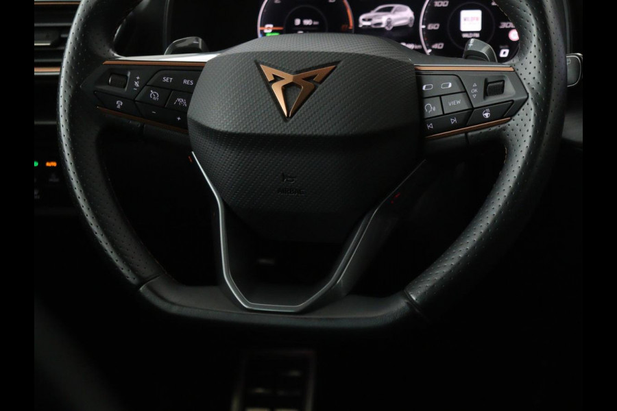 CUPRA Leon 1.4 e-Hybrid | Stoel & stuurverwarming | Camera | Adaptive cruise | Carplay | Navigatie | Sfeerverlichting | Keyless | Full LED | Sportstoelen | PHEV