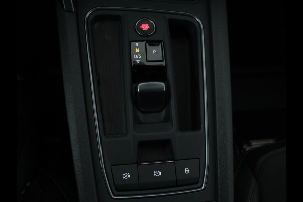 CUPRA Leon 1.4 e-Hybrid | Stoel & stuurverwarming | Camera | Adaptive cruise | Carplay | Navigatie | Sfeerverlichting | Keyless | Full LED | Sportstoelen | PHEV