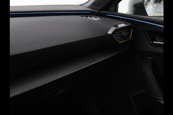 CUPRA Leon 1.4 e-Hybrid | Stoel & stuurverwarming | Camera | Adaptive cruise | Carplay | Navigatie | Sfeerverlichting | Keyless | Full LED | Sportstoelen | PHEV