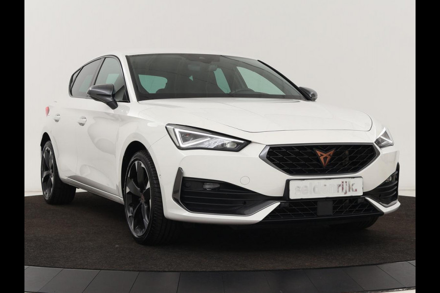 CUPRA Leon 1.4 e-Hybrid | Stoel & stuurverwarming | Camera | Adaptive cruise | Carplay | Navigatie | Sfeerverlichting | Keyless | Full LED | Sportstoelen | PHEV