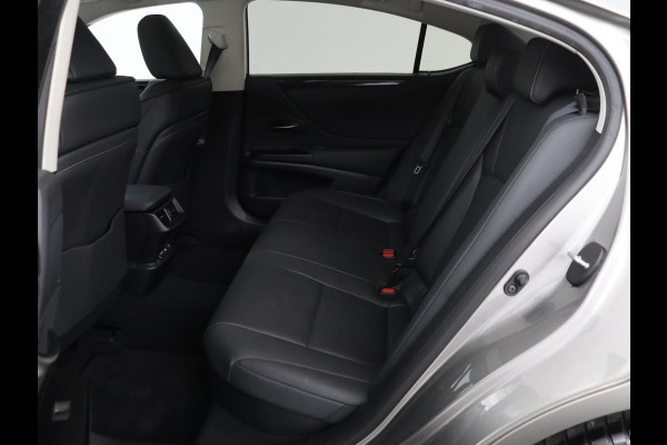 Lexus ES 300h Comfort Line | Schuifdak | Leder | Stoelverwarming | Adaptive cruise | Carplay | Camera | Memory | Keyless | Full LED