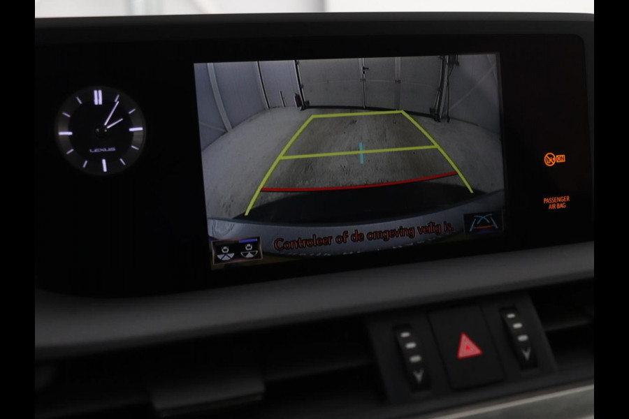 Lexus ES 300h Comfort Line | Schuifdak | Leder | Stoelverwarming | Adaptive cruise | Carplay | Camera | Memory | Keyless | Full LED