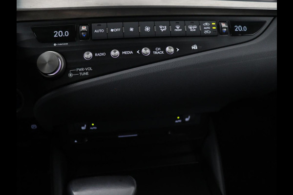 Lexus ES 300h Comfort Line | Schuifdak | Leder | Stoelverwarming | Adaptive cruise | Carplay | Camera | Memory | Keyless | Full LED