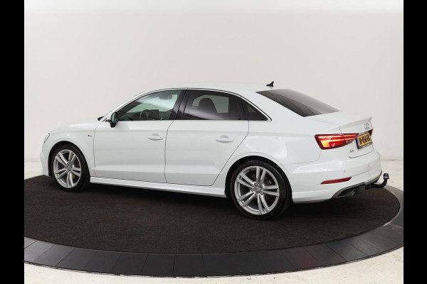 Audi A3 30 TFSI Sport S Line Edition | Half leder | Full LED | Sportstoelen | Navigatie | Trekhaak | Parkeerhulp | Climate control | Cruise control | Bluetooth