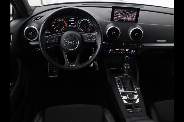 Audi A3 30 TFSI Sport S Line Edition | Half leder | Full LED | Sportstoelen | Navigatie | Trekhaak | Parkeerhulp | Climate control | Cruise control | Bluetooth