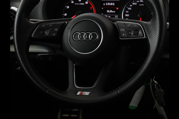 Audi A3 30 TFSI Sport S Line Edition | Half leder | Full LED | Sportstoelen | Navigatie | Trekhaak | Parkeerhulp | Climate control | Cruise control | Bluetooth