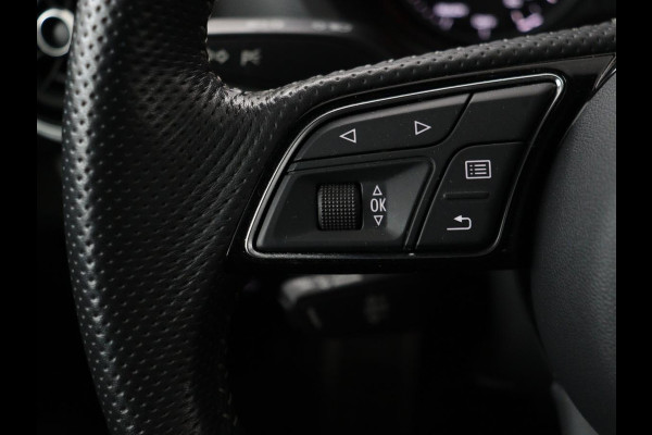 Audi A3 30 TFSI Sport S Line Edition | Half leder | Full LED | Sportstoelen | Navigatie | Trekhaak | Parkeerhulp | Climate control | Cruise control | Bluetooth