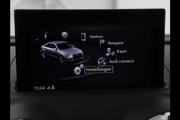 Audi A3 30 TFSI Sport S Line Edition | Half leder | Full LED | Sportstoelen | Navigatie | Trekhaak | Parkeerhulp | Climate control | Cruise control | Bluetooth