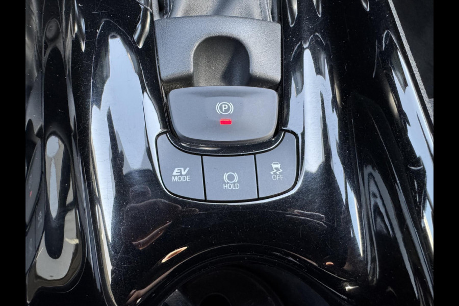 Toyota C-HR 1.8 Hybrid Style Plus | LED pakket, Navigatie, Dodehoekherkenning, Parkeersensoren, Keyless, Stoel + Stuurverwarming