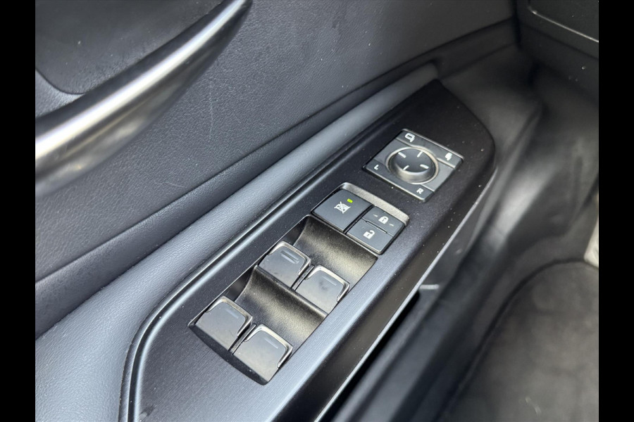 Lexus ES 300h Business Line | Schuifdak, Groot scherm, Stoel + Stuurverwarming, Dodehoekherkenning, Parkeersensoren, CarPlay