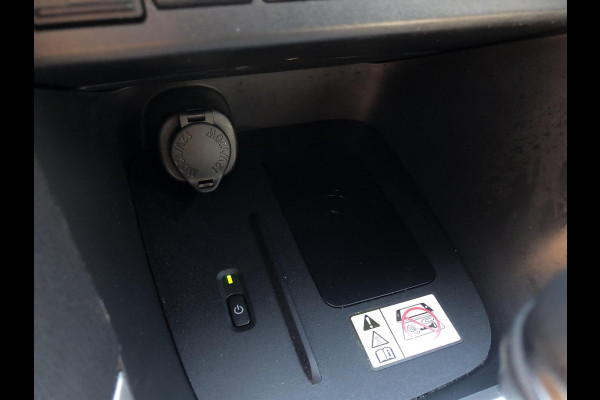 Toyota Yaris Cross 1.5 Hybrid Dynamic Plus | Stoel + Stuurverwarming, Smart Connect Navigatie, Keyless, 17inch