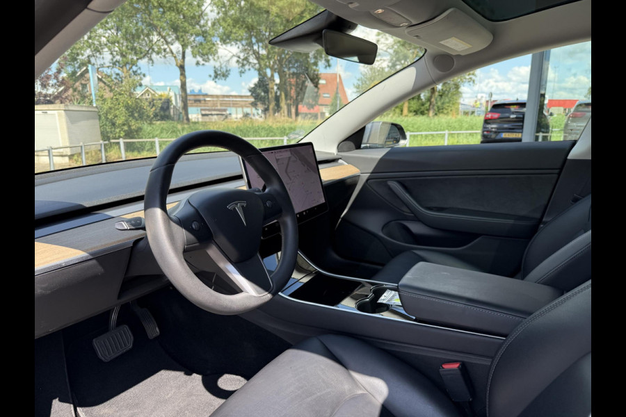 Tesla Model 3 Long Range AWD Dual | Trekhaak | Autopilot | Panorama |