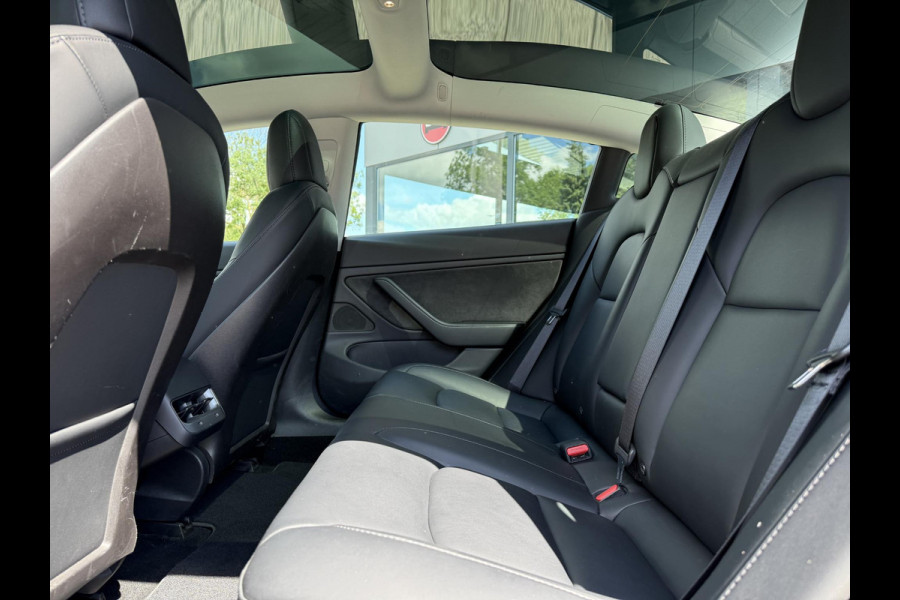 Tesla Model 3 Long Range AWD Dual | Trekhaak | Autopilot | Panorama |