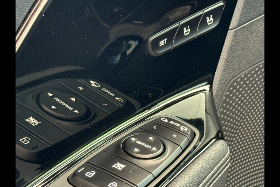 Kia Niro 1.6 GDi Hybrid ExecutiveLine Schuifdak|Stoelventilatie|Keyless|Trekhaak