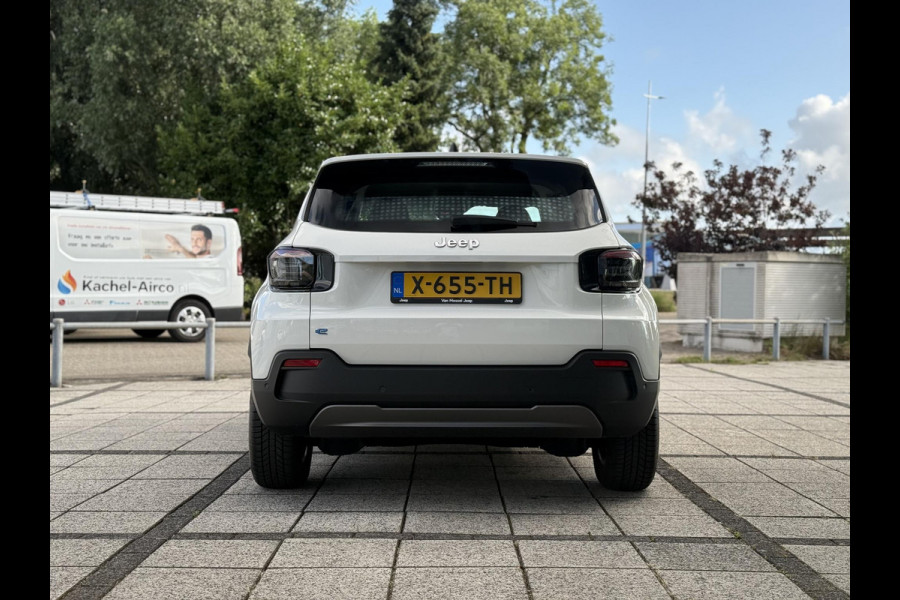 Jeep Avenger Longitude 54 kWh | Navi | Carplay | Stoelverwarming |