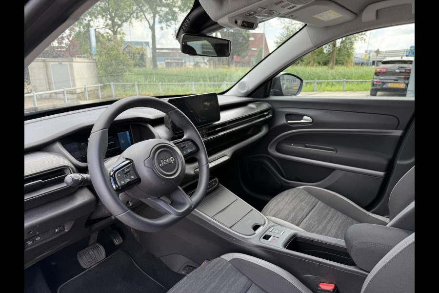 Jeep Avenger Longitude 54 kWh | Navi | Carplay | Stoelverwarming |
