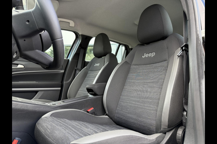 Jeep Avenger Longitude 54 kWh | Navi | Carplay | Stoelverwarming |
