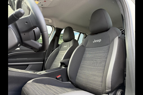 Jeep Avenger Longitude 54 kWh | Navi | Carplay | Stoelverwarming |
