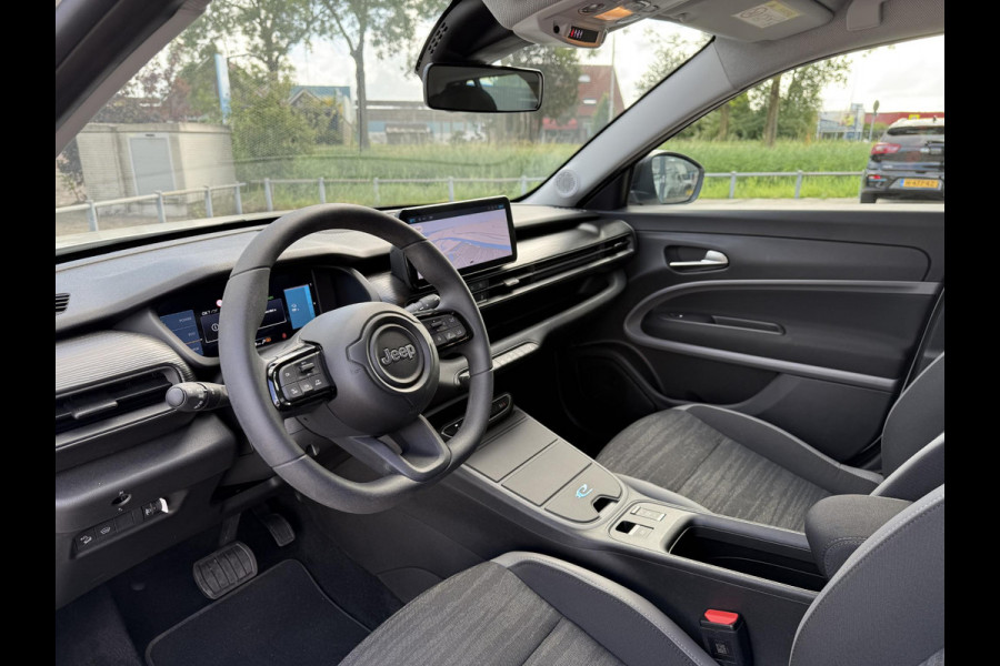 Jeep Avenger Longitude 54 kWh | Navi | Carplay | Stoelverwarming |