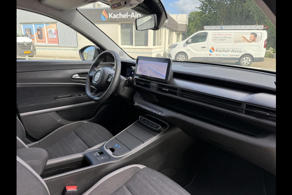 Jeep Avenger Longitude 54 kWh | Navi | Carplay | Stoelverwarming |