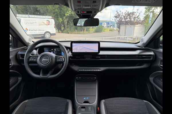 Jeep Avenger Longitude 54 kWh | Navi | Carplay | Stoelverwarming |