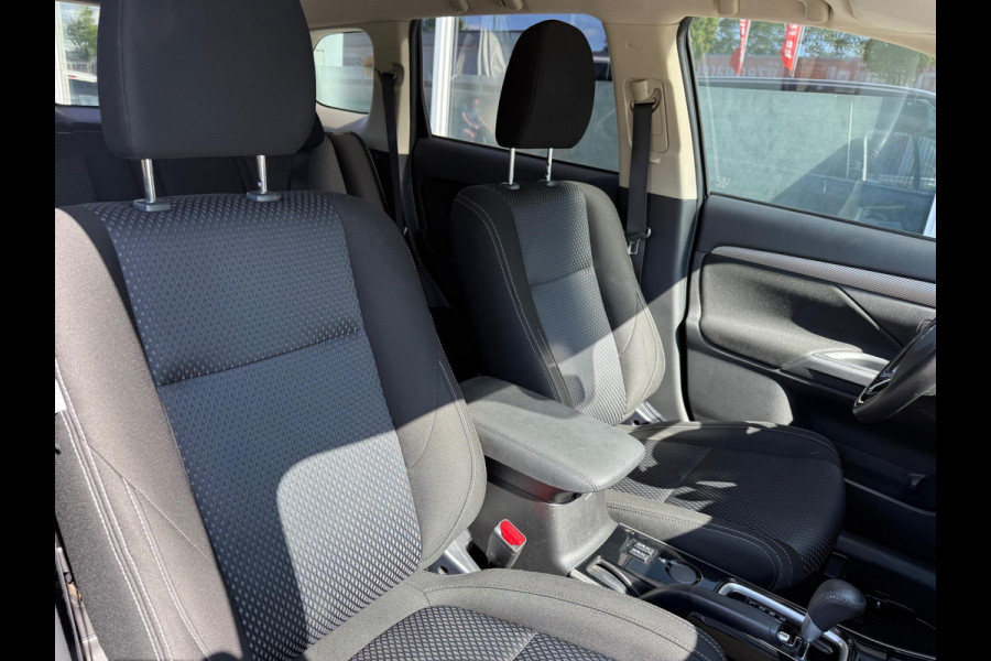 Mitsubishi Outlander 2.0 Executive Edition | Keyless | Cruise | Airco
