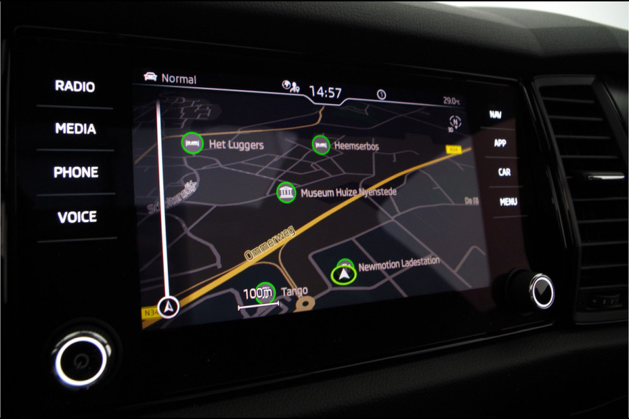 Škoda Kodiaq 1.5 TSI Sportline Business 7p. > 7zit/Pano.schuif/360 camera/Trekhaak...