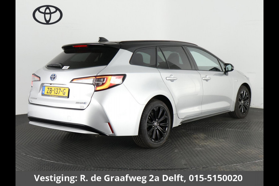 Toyota Corolla Touring Sports 1.8 Hybrid First Edition Bi-Tone | 1e eigenaar | Navigatie | Camera |
