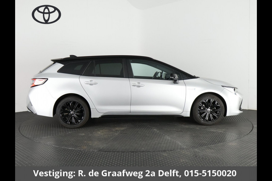 Toyota Corolla Touring Sports 1.8 Hybrid First Edition Bi-Tone | 1e eigenaar | Navigatie | Camera |