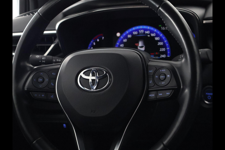 Toyota Corolla Touring Sports 1.8 Hybrid First Edition Bi-Tone | 1e eigenaar | Navigatie | Camera |
