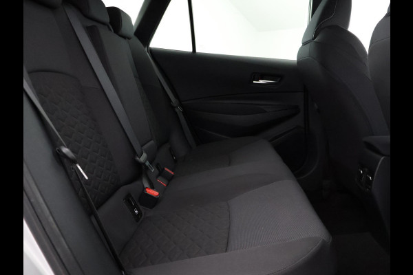Toyota Corolla Touring Sports 1.8 Hybrid First Edition Bi-Tone | 1e eigenaar | Navigatie | Camera |
