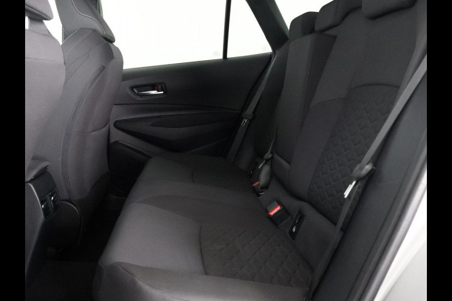 Toyota Corolla Touring Sports 1.8 Hybrid First Edition Bi-Tone | 1e eigenaar | Navigatie | Camera |
