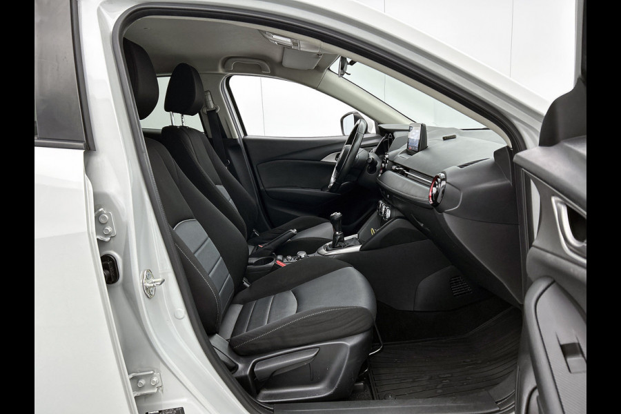 Mazda CX-3 2.0 SkyActiv-G 120 Dynamic(Goed OnderH, Trekhaak, Camera, Navi, StoelV, PDC, Etc)