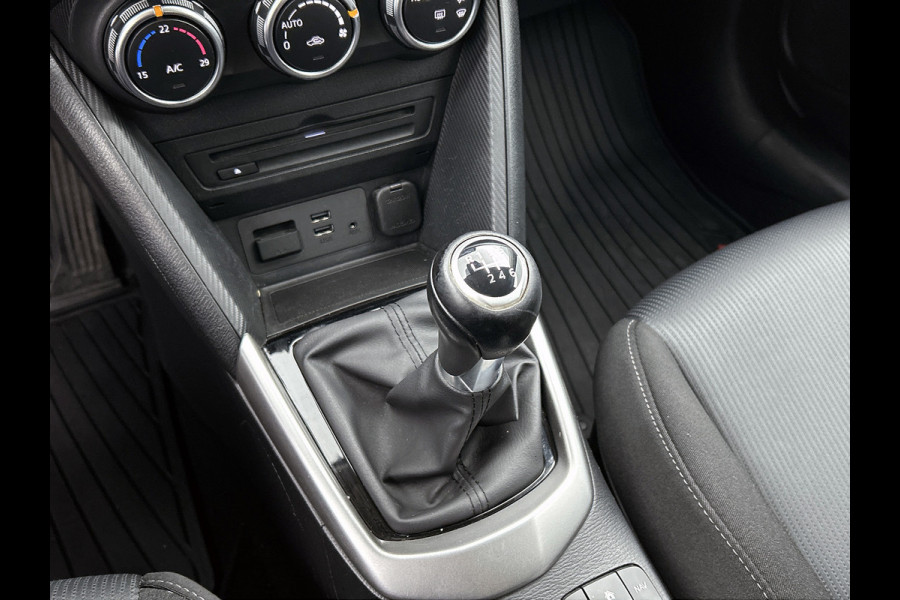 Mazda CX-3 2.0 SkyActiv-G 120 Dynamic(Goed OnderH, Trekhaak, Camera, Navi, StoelV, PDC, Etc)
