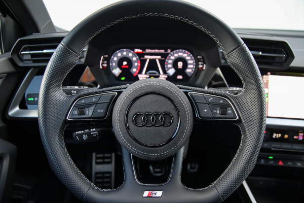 Audi A3 Sportback 45TFSI e PHEV S Edition S line Competition 245pk S-Tronic! 1e|Panoramadak|Virtual Cockpit|Supersport Kuipstoelen