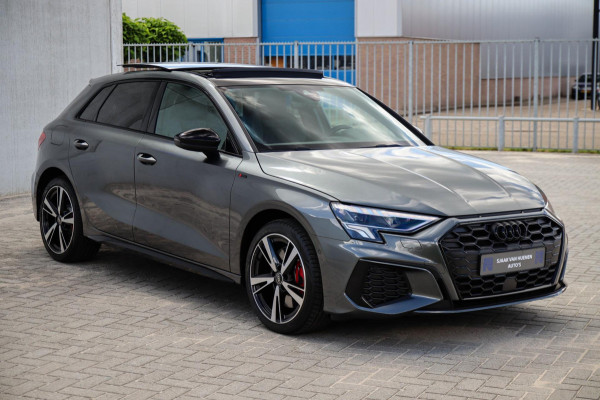 Audi A3 Sportback 45TFSI e PHEV S Edition S line Competition 245pk S-Tronic! 1e|Panoramadak|Virtual Cockpit|Supersport Kuipstoelen