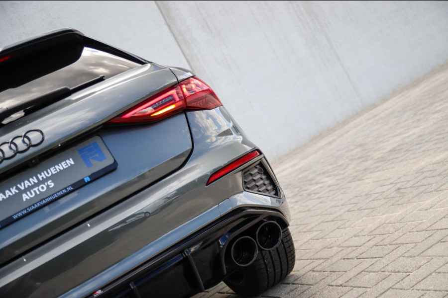 Audi A3 Sportback 45TFSI e PHEV S Edition S line Competition 245pk S-Tronic! 1e|Panoramadak|Virtual Cockpit|Supersport Kuipstoelen