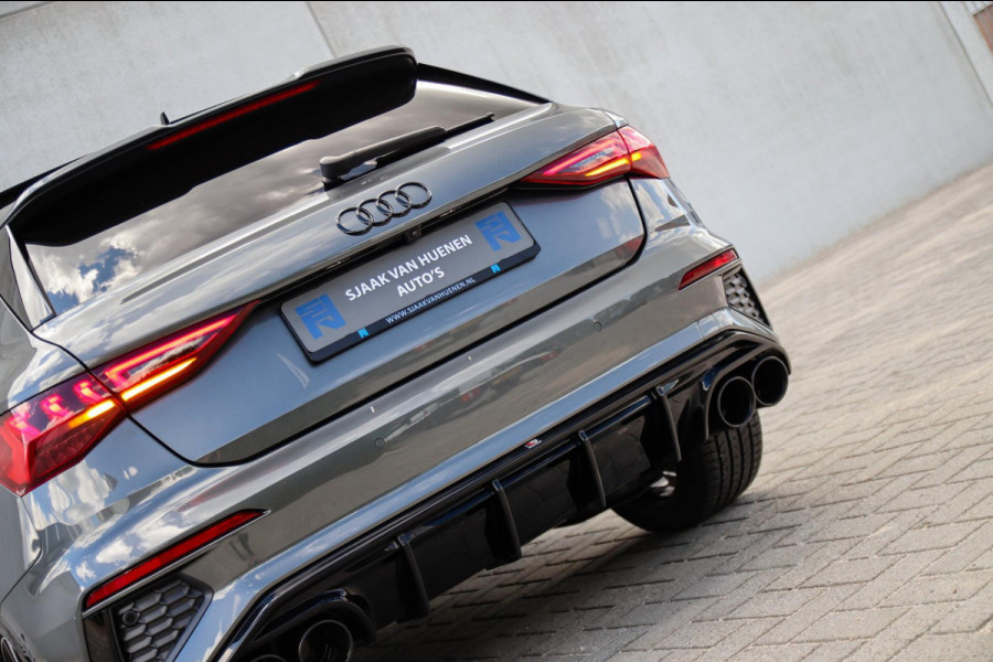 Audi A3 Sportback 45TFSI e PHEV S Edition S line Competition 245pk S-Tronic! 1e|Panoramadak|Virtual Cockpit|Supersport Kuipstoelen