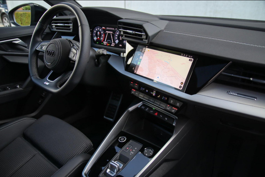 Audi A3 Sportback 45TFSI e PHEV S Edition S line Competition 245pk S-Tronic! 1e|Panoramadak|Virtual Cockpit|Supersport Kuipstoelen