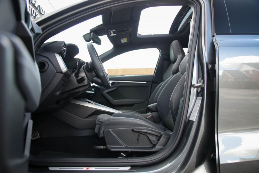 Audi A3 Sportback 45TFSI e PHEV S Edition S line Competition 245pk S-Tronic! 1e|Panoramadak|Virtual Cockpit|Supersport Kuipstoelen