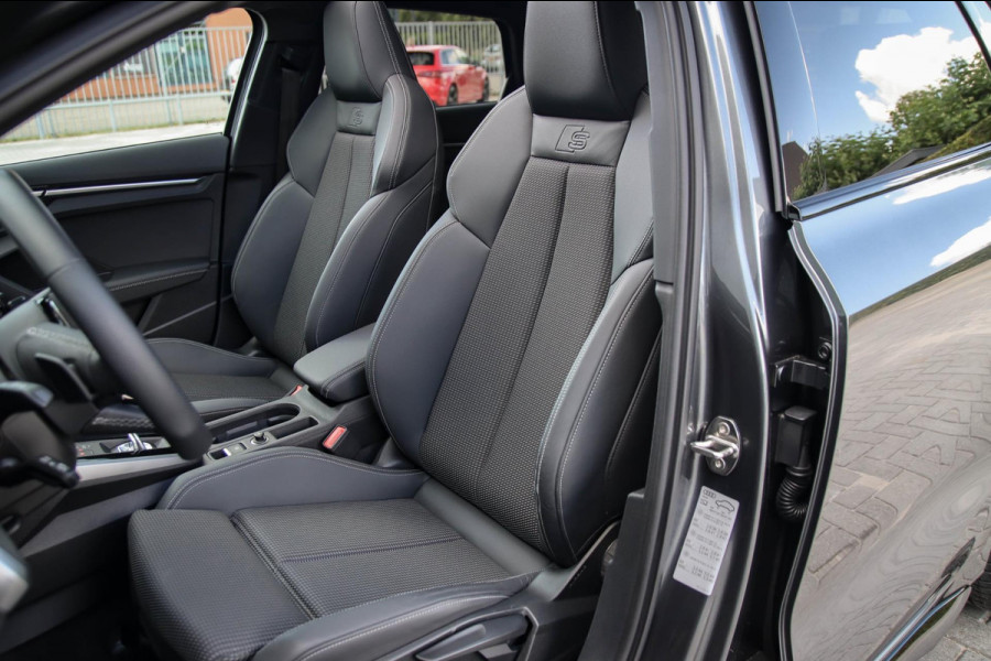 Audi A3 Sportback 45TFSI e PHEV S Edition S line Competition 245pk S-Tronic! 1e|Panoramadak|Virtual Cockpit|Supersport Kuipstoelen