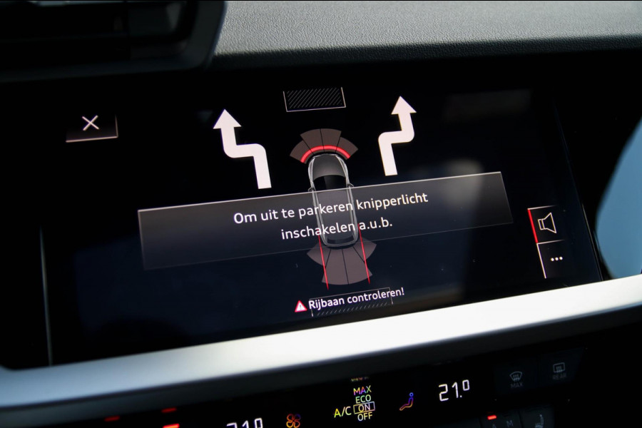 Audi A3 Sportback 45TFSI e PHEV S Edition S line Competition 245pk S-Tronic! 1e|Panoramadak|Virtual Cockpit|Supersport Kuipstoelen