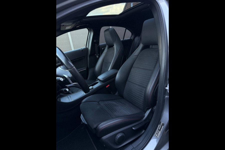 Mercedes-Benz A-Klasse A180 AMG Pakket Panorama