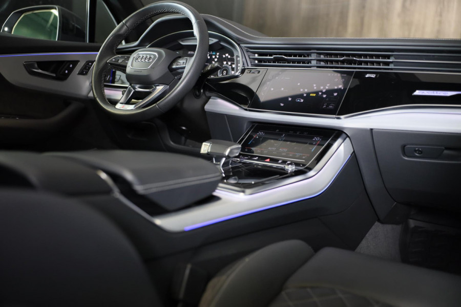 Audi Q7 55 TFSI e Quattro SQ7 Look / Head Up / RS Zetels / Leder / Memory / Acc / F1 / Nachtzicht / Massage / Open Pano / 23 Inch