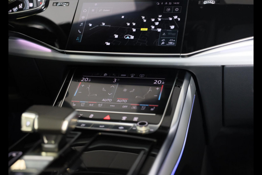Audi Q7 55 TFSI e Quattro SQ7 Look / Head Up / RS Zetels / Leder / Memory / Acc / F1 / Nachtzicht / Massage / Open Pano / 23 Inch