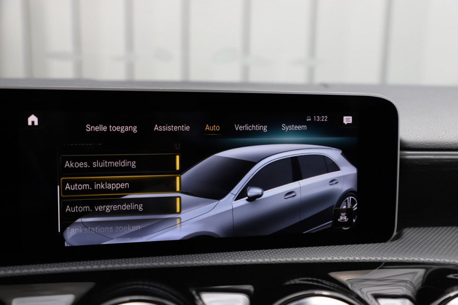 Mercedes-Benz A-Klasse 220 AMG Aut7 | 190PK | Pano | Adaptief-onderstel | Sfeerverlichting | Burmester | Memory | Multibeam | ACC | Widescreen | 2019.