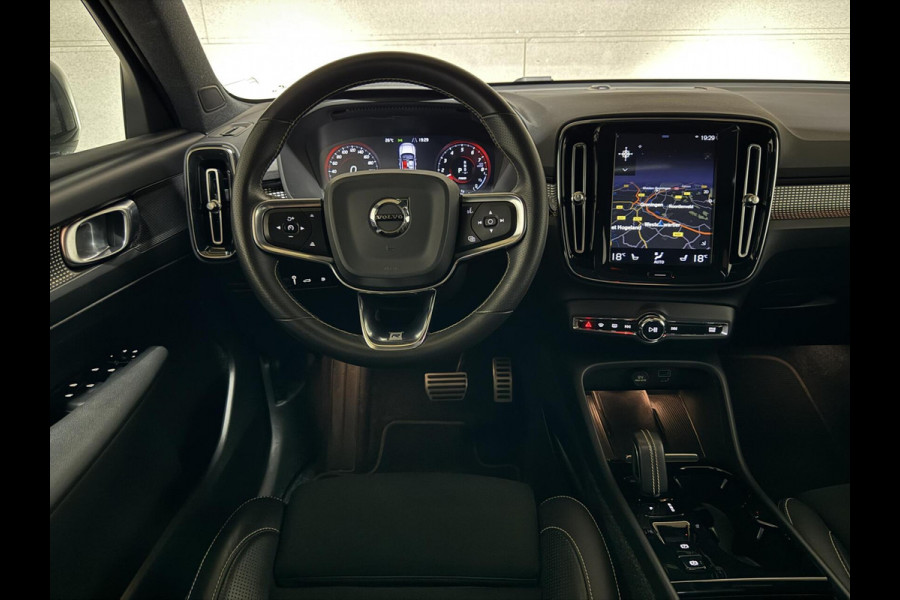 Volvo XC40 1.5 T5 Recharge R-Design Pano Camera 21'' Trekh.