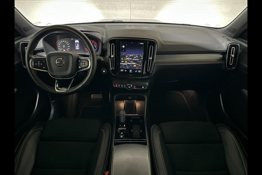 Volvo XC40 1.5 T5 Recharge R-Design Pano Camera 21'' Trekh.