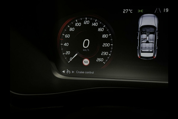 Volvo XC40 1.5 T5 Recharge R-Design Pano Camera 21'' Trekh.