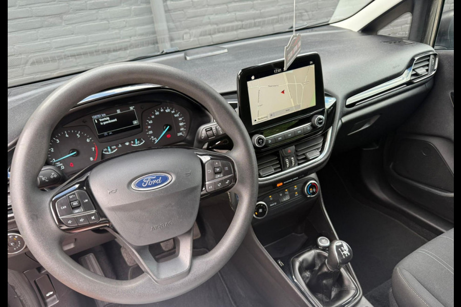 Ford Fiesta 1.1 Trend NAVI | PDC | CARPLAY | AIRCO | NWE APK